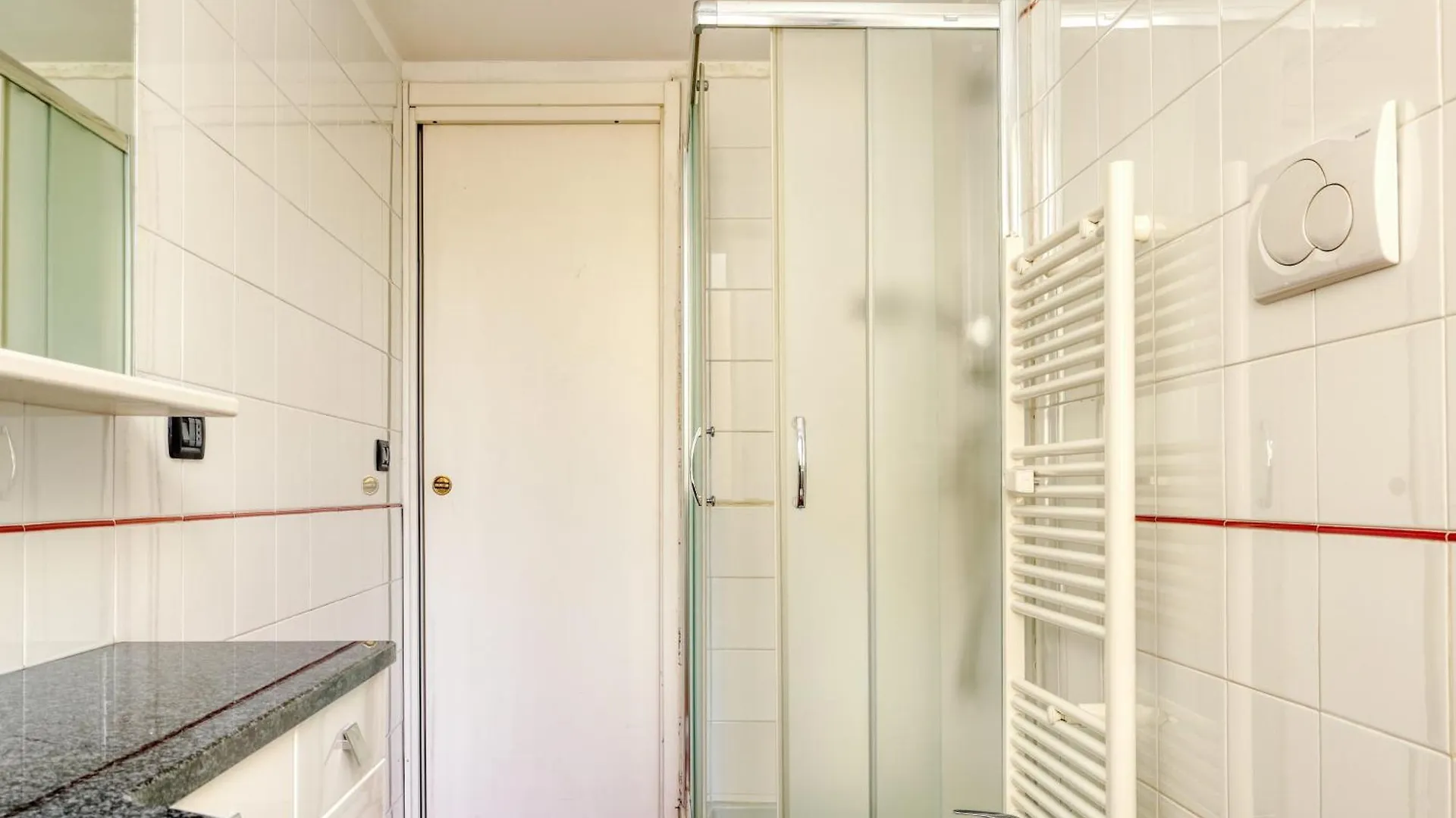 Appartamento Joivy Cosy 1Br Flat Near Montanelli Gardens Milano Italia